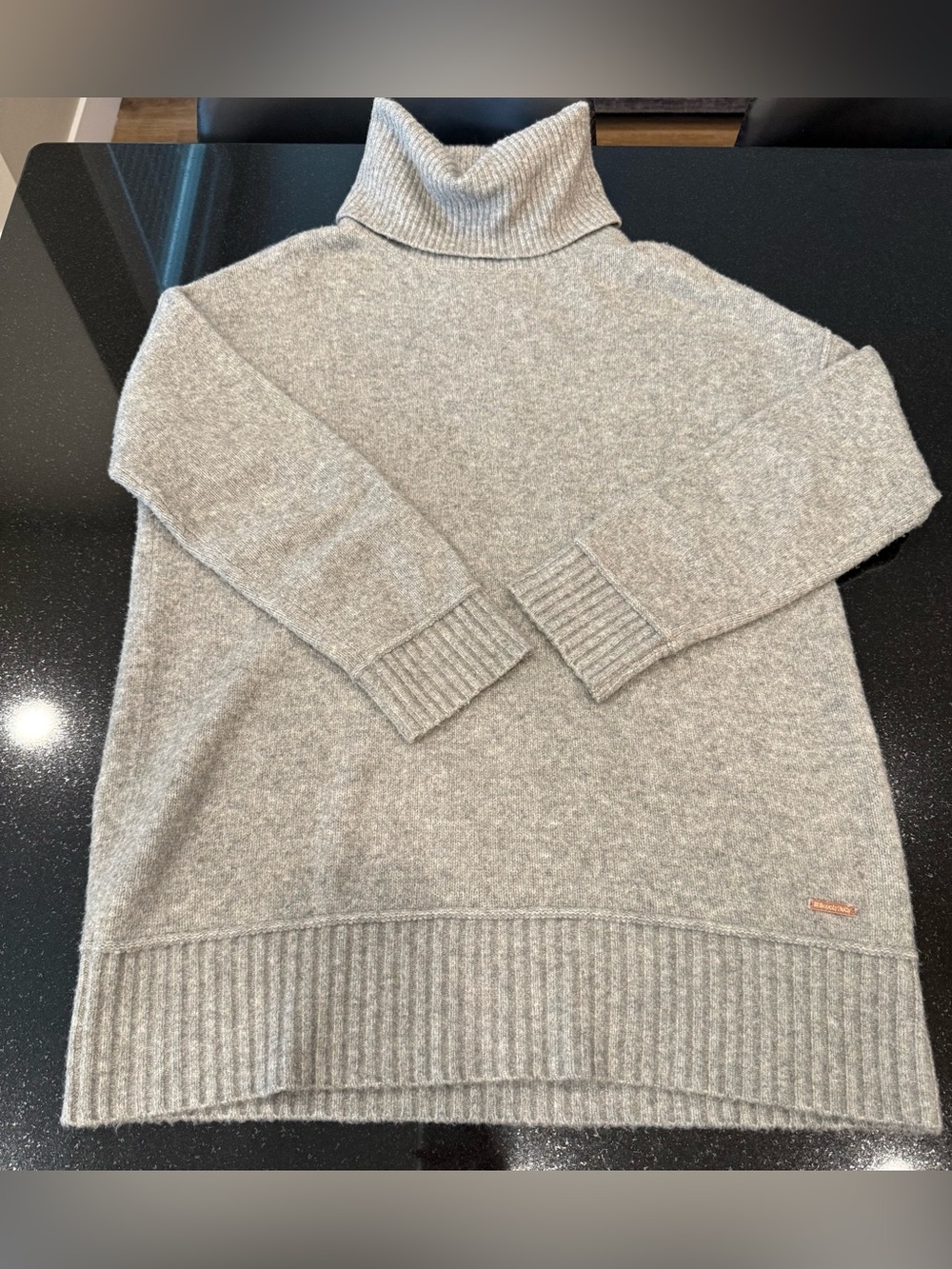 Sweaty Betty Oversized Gray Turtleneck, small